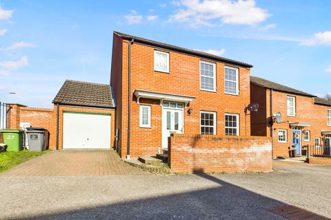 12 Birch Covert, Thetford, IP24 2UL