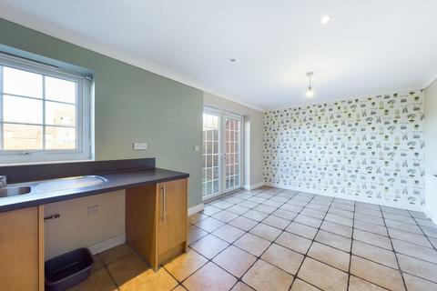 12 Birch Covert, Thetford, IP24 2UL