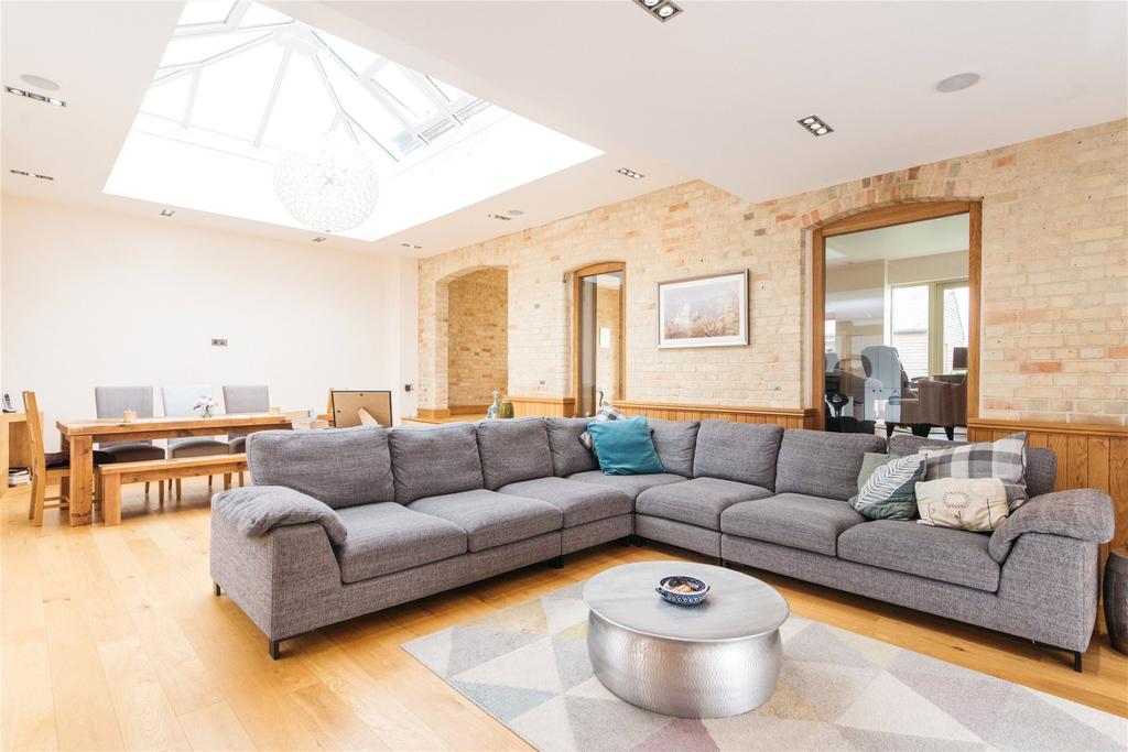 Sitting Area