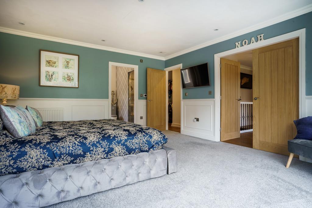 Guest Bedroom Suite