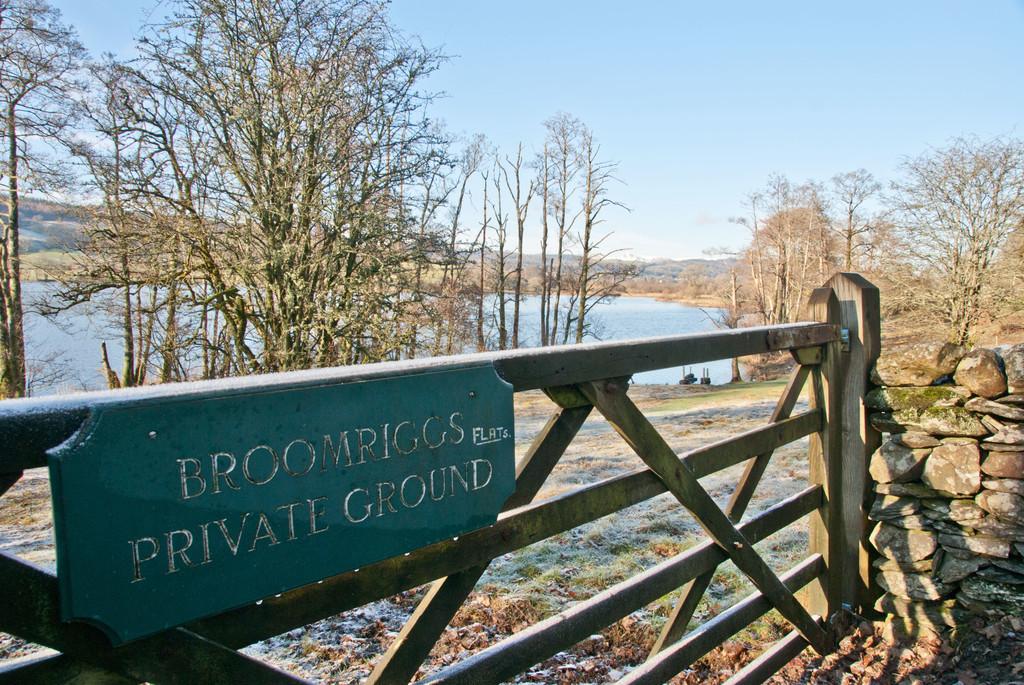 Access to Lake Shore