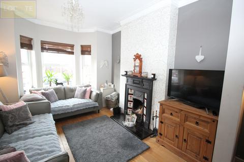 3 bedroom terraced house for sale, Dartford Road Urmston