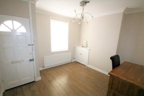 9 Newark Road, South Croydon, CR2 6HR