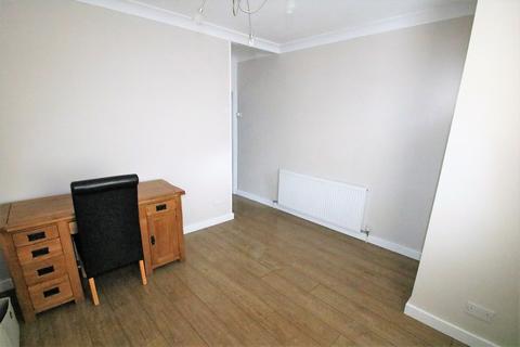 9 Newark Road, South Croydon, CR2 6HR