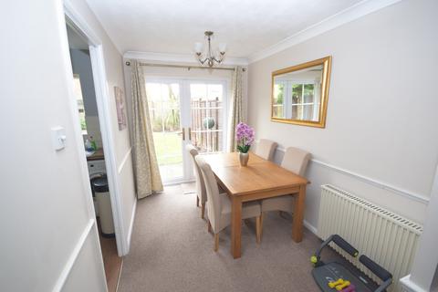 3 bedroom semi-detached house to rent, Pebworth Avenue, Solihull B90