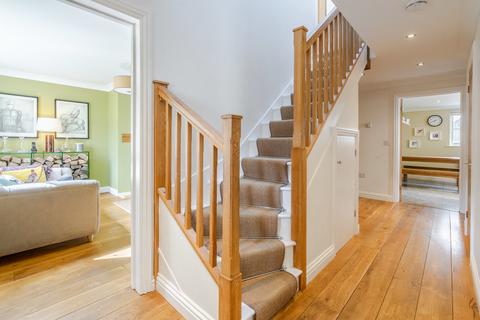 Pershore Cottage High Street, Hawkesbury Upton, Badminton, GL9 1AU