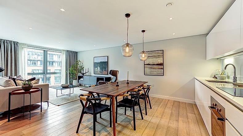 Apartment in London - View 5