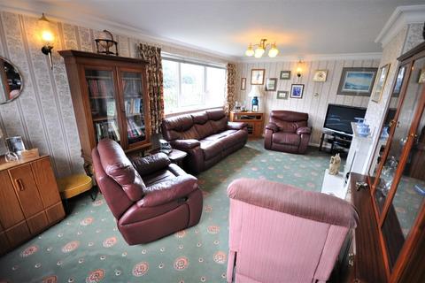 23 Norman Road, Hatfield, Doncaster, DN7 6AF