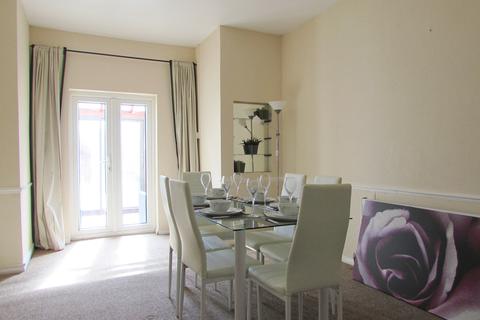 87 Stanley Park Road, Carshalton, SM5 3HX