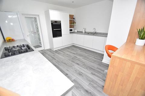 3 Breslin Terrace, Harthill, Shotts, ML7 5PJ