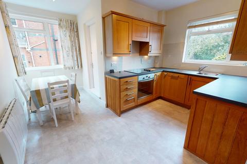 2 bedroom apartment to rent, Eldorado Crescent, Cheltenham