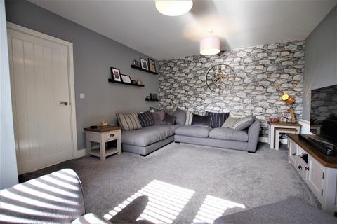 4 Ivinson Way, Bramshall, Uttoxeter, ST14 5BF