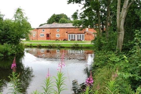 Property to rent - Sugnall, Stafford
