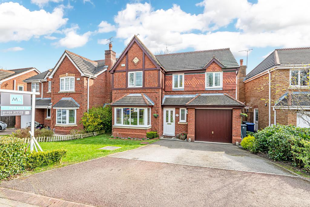 Redacre Close, Dutton, Warrington, Cheshire 4 bed detached house £310,000