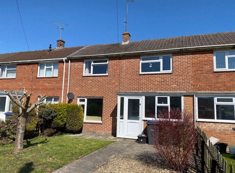 The Dene, Warminster 2 bed terraced house £175,000