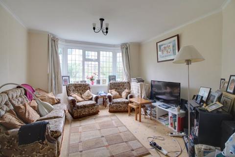 18 Downlands Road, Purley, CR8 4JE
