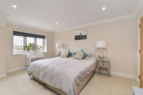 3, Dolphin Court Dunsfold Road, Alfold, Cranleigh, GU6 8JB