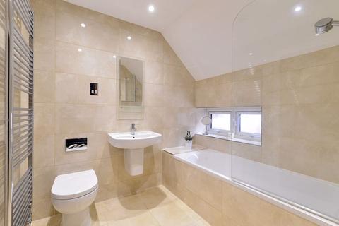 3, Dolphin Court Dunsfold Road, Alfold, Cranleigh, GU6 8JB
