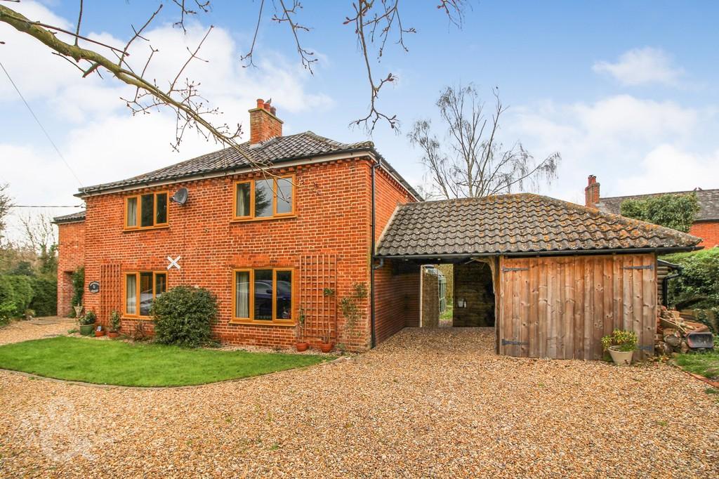 High Green, Brooke, Norwich 3 bed semidetached house £1,250 pcm (£