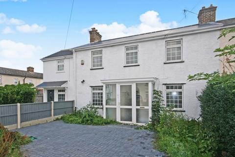 5 Drenon Square, Hayes, UB3 2HQ