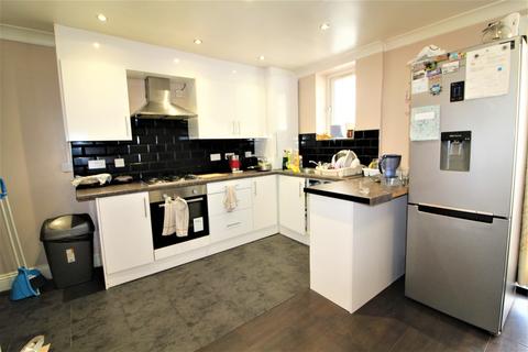 5 Drenon Square, Hayes, UB3 2HQ