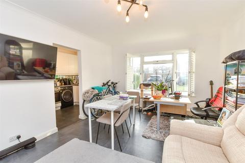 2 bedroom ground floor flat for sale, Rowlands Road, Worthing, West Sussex