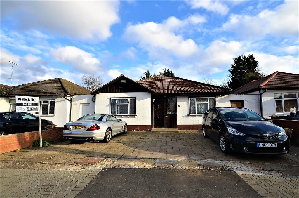 Beechcroft Gardens, Wembley, HA9 8EP 4 bed detached bungalow £699,000