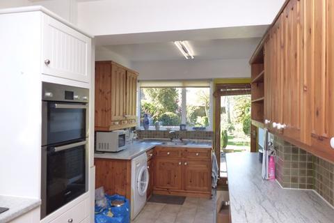 8 Heath Croft Road, Sutton Coldfield, B75 6RA