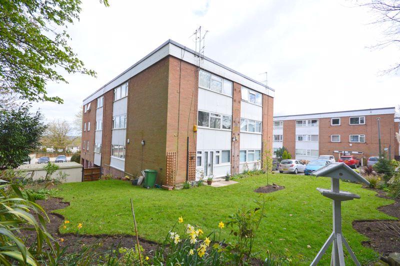 Rosehill Court, Woolton, Liverpool 2 bed apartment £129,950