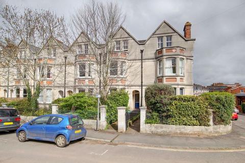 Flat 2, 35 Barnfield Road, Exeter, EX1 1RX