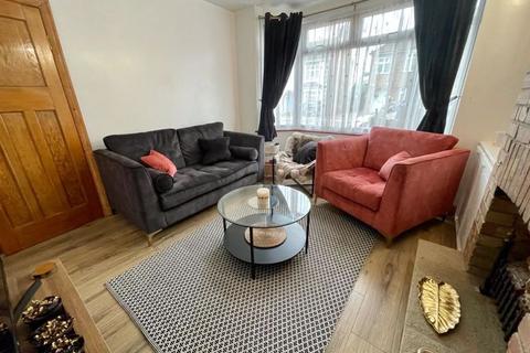 11 Douglas Crescent, Houghton Regis, Dunstable, LU5 5AS