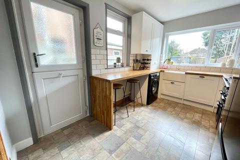 11 Douglas Crescent, Houghton Regis, Dunstable, LU5 5AS