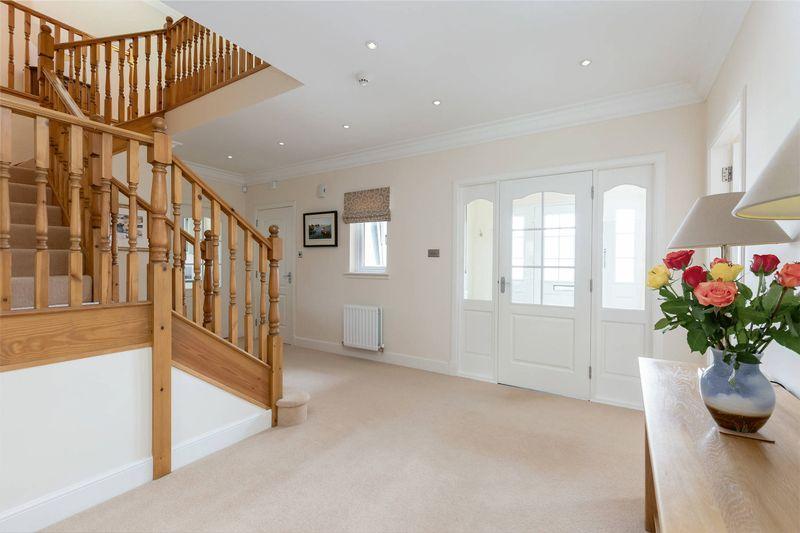 51 Jubilee Park, Peebles, EH45 9BF 5 bed detached house £540,000