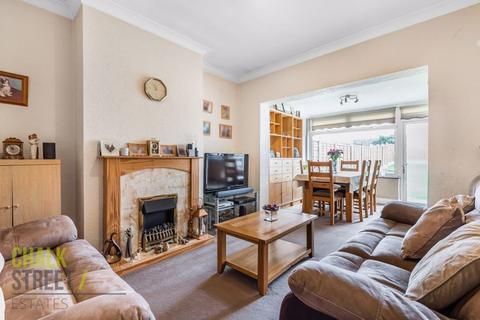 26 Recreation Avenue, Harold Wood, Romford, RM3 0TJ