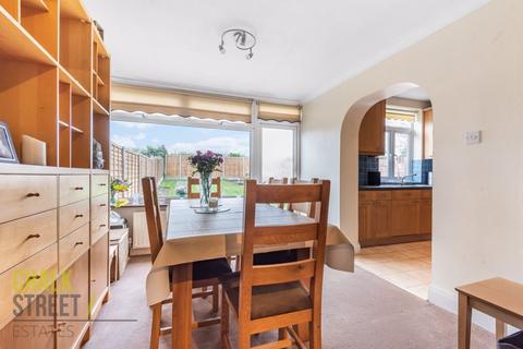 26 Recreation Avenue, Harold Wood, Romford, RM3 0TJ