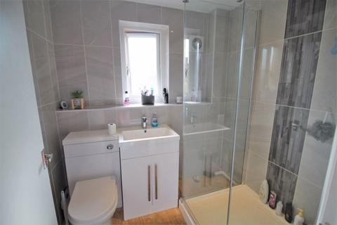 3 Hadley Close, Chirk, Wrexham, LL14 5PJ