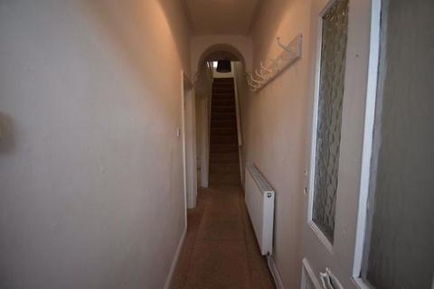 3 bedroom terraced house to rent, Old Wargrave Road, Newton-Le-Willows