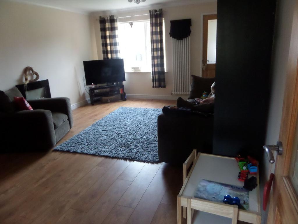 Bellburn Lane, Darlington 2 bed semidetached house £600 pcm (£138 pw)