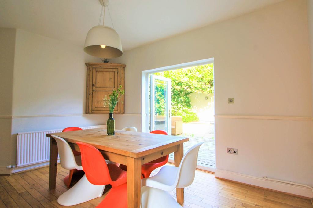 Halkyn Road, Hoole, Chester 4 bed townhouse £475,000