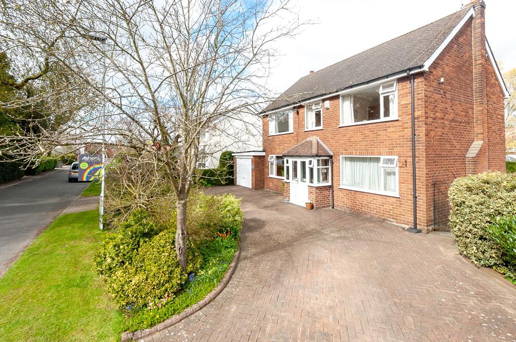 Twiss Green Lane, Culcheth... 4 bed detached house £600,000