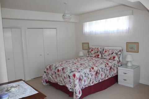 41 Park View, Leicester, LE3 6SJ