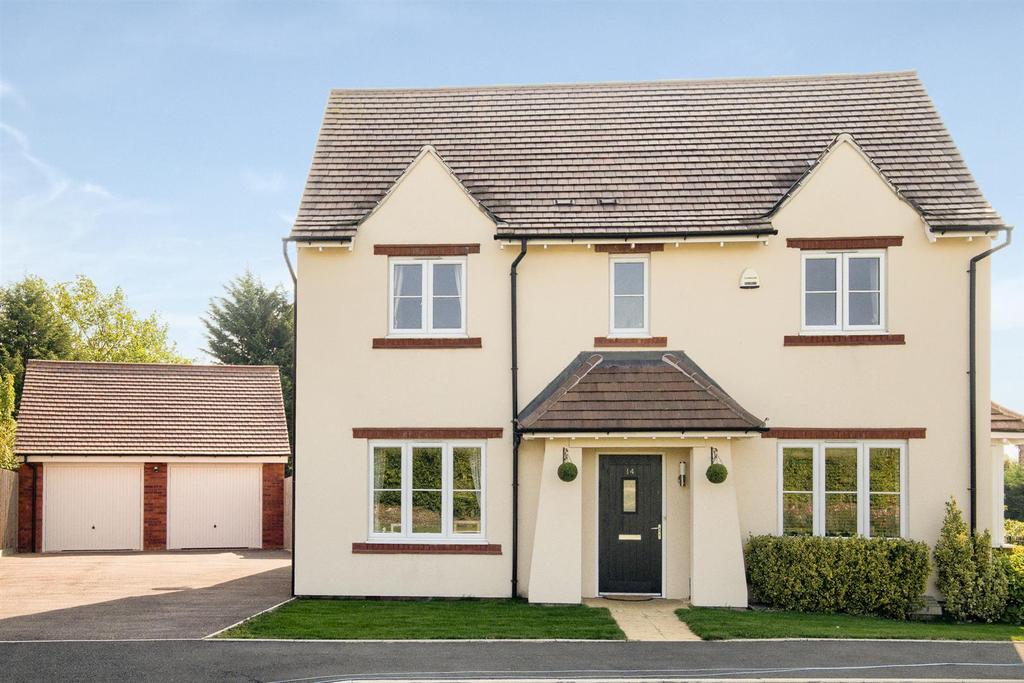 Dowling Drive, Pershore 4 bed detached house £550,000