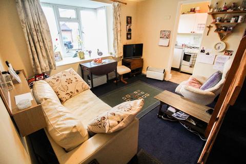 7 Caistor Close, Calcot, Reading, RG31 7AY
