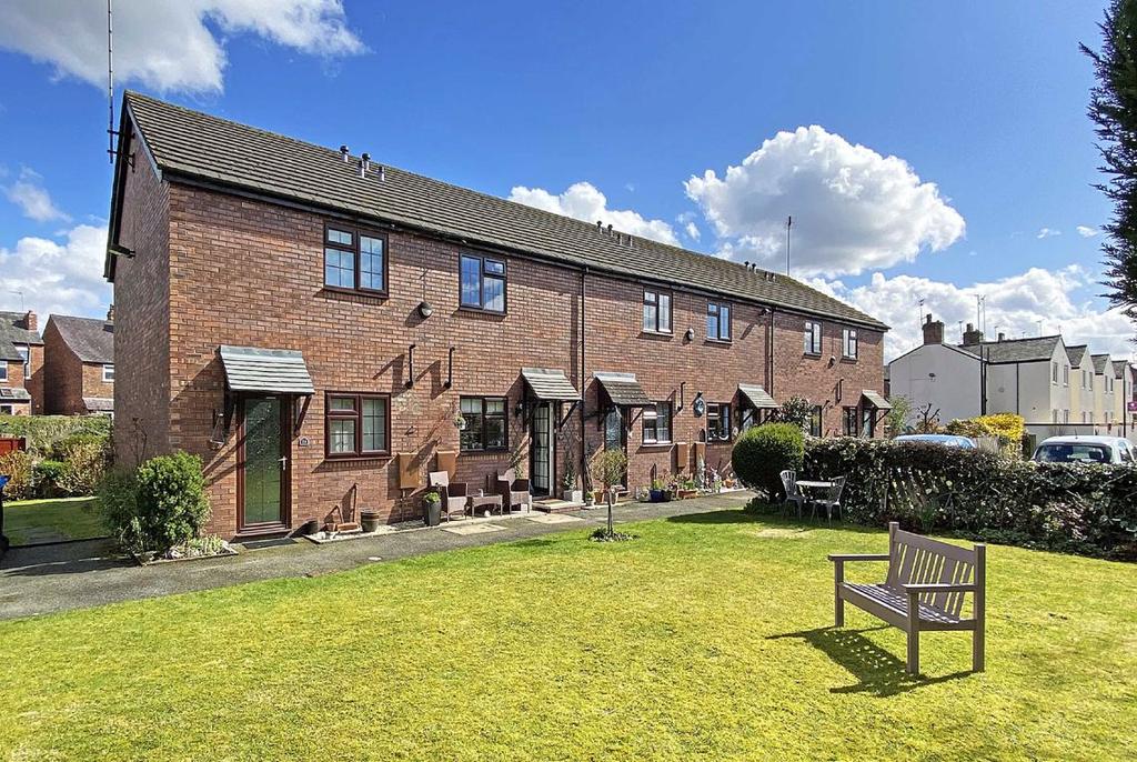 Edale Close, Bowdon, Cheshire 2 bed terraced house for sale £189,950