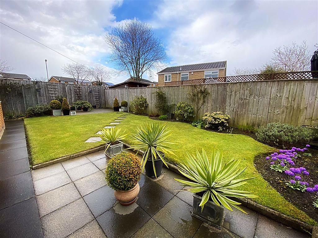 Ascot Close, Hadrian Park, Wallsend... 4 bed detached house £275,000