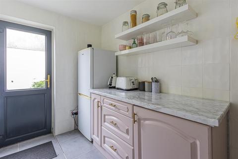 26 Aberystwyth Street, Cardiff, CF24 2EW