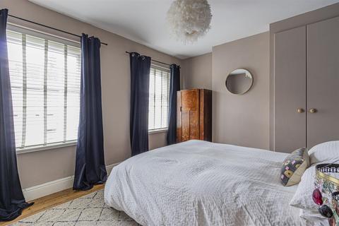26 Aberystwyth Street, Cardiff, CF24 2EW