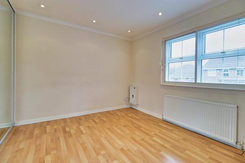 1 Bridge Wood Close, Horsforth, Leeds, LS18 5TR