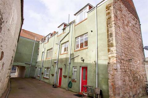 9 bedroom townhouse for sale - Castlegate, Berwick-upon-Tweed, Northumberland, TD15