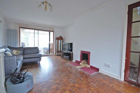 1 Maylands Drive, Braintree, CM77 7PY